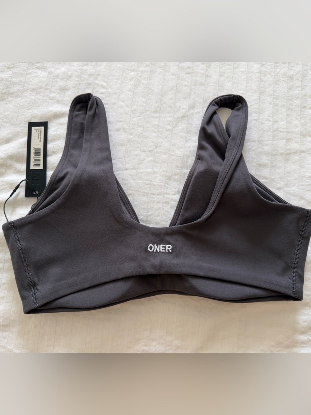Onet Active SOFTMOTION™ SCOOP BACK BRALETTE WITH GRAY LOGO - Picture 3 of 5